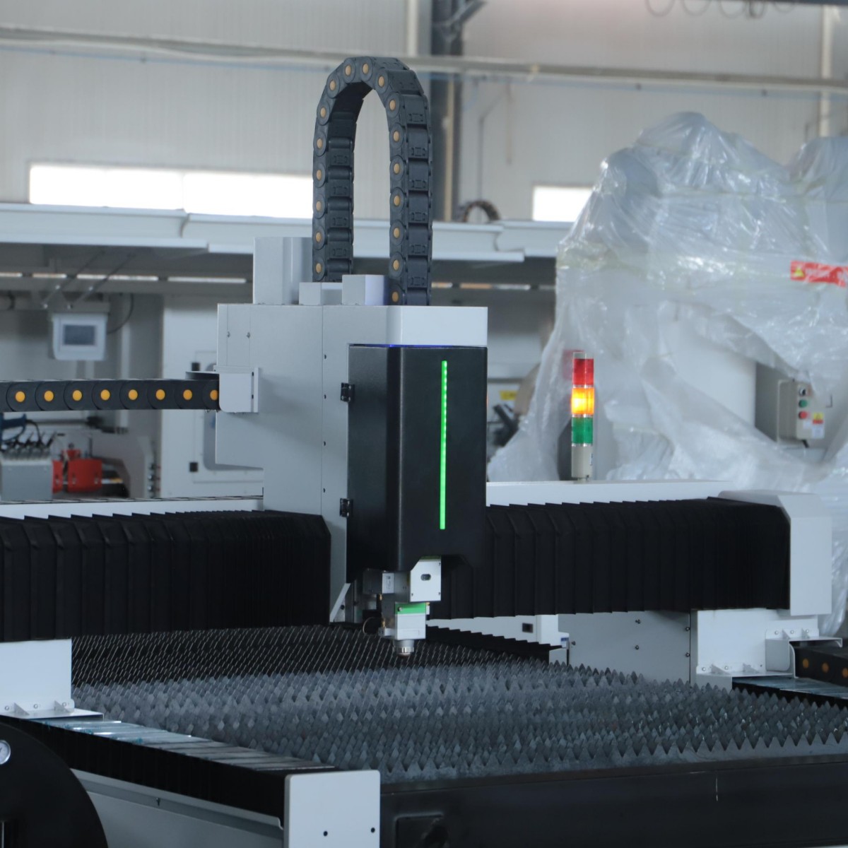 Dedicated Customer Support Iro - Industrial Laser Cutting Machine recensione e prezzo